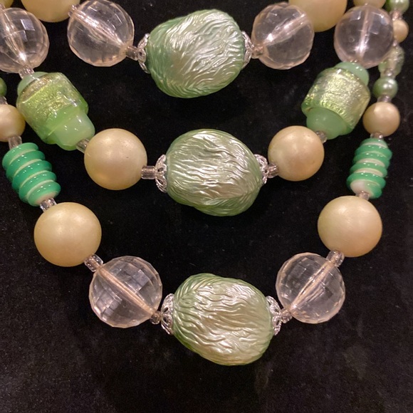 Japan 3 Strand ArtGlass and Lucite Beaded Necklace with Silver Tone Accents - Picture 4 of 8